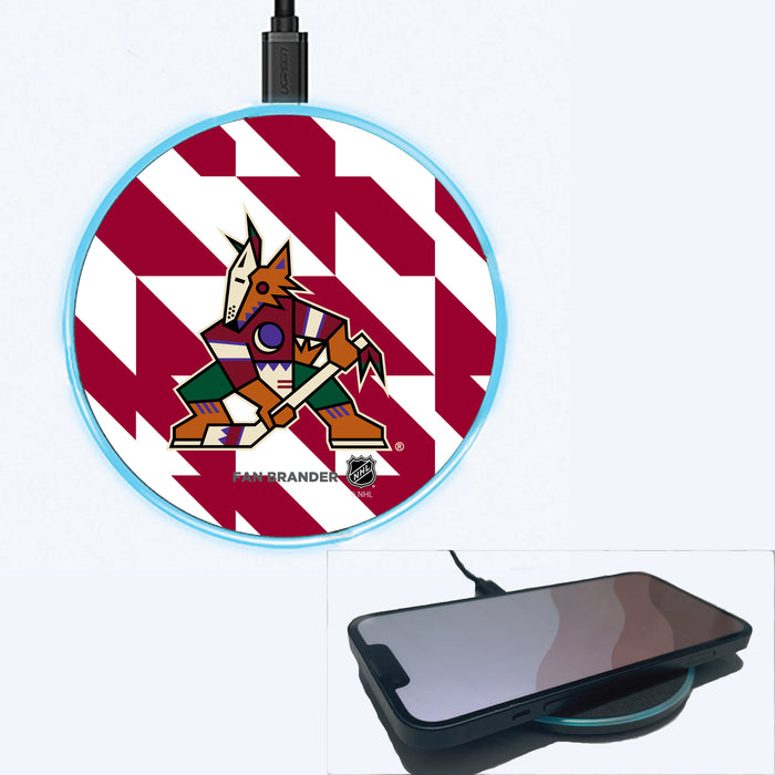Fan Brander Grey 15W Wireless Charger with Arizona Coyotes Primary Logo on Geometric Quad Background