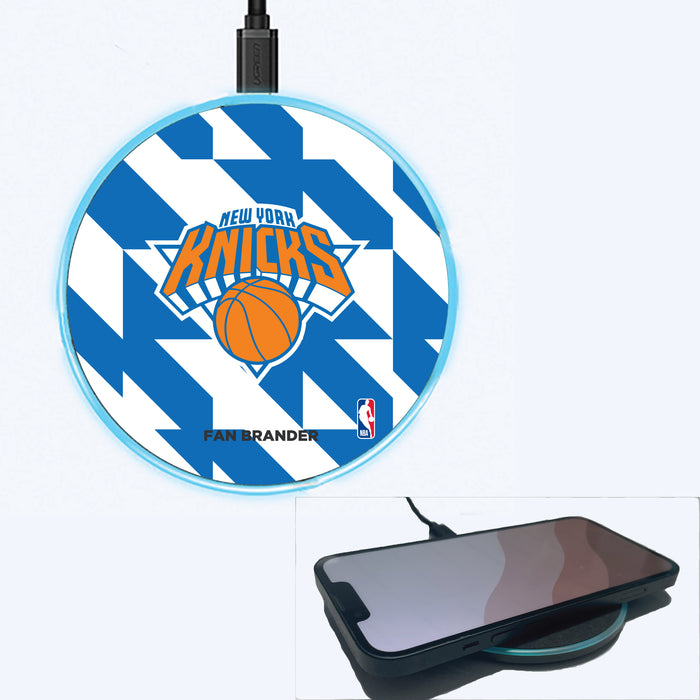 Fan Brander Grey 15W Wireless Charger with New York Knicks Primary Logo on Geometric Quad Background