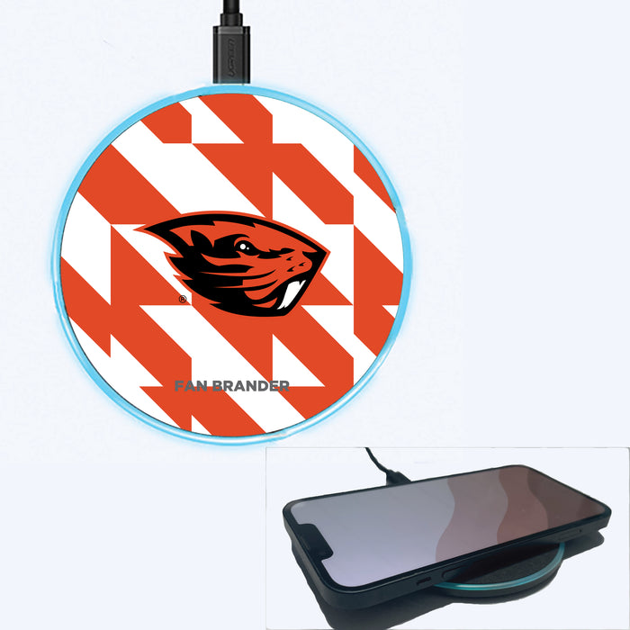 Fan Brander Grey 15W Wireless Charger with Oregon State Beavers Primary Logo on Geometric Quad Background