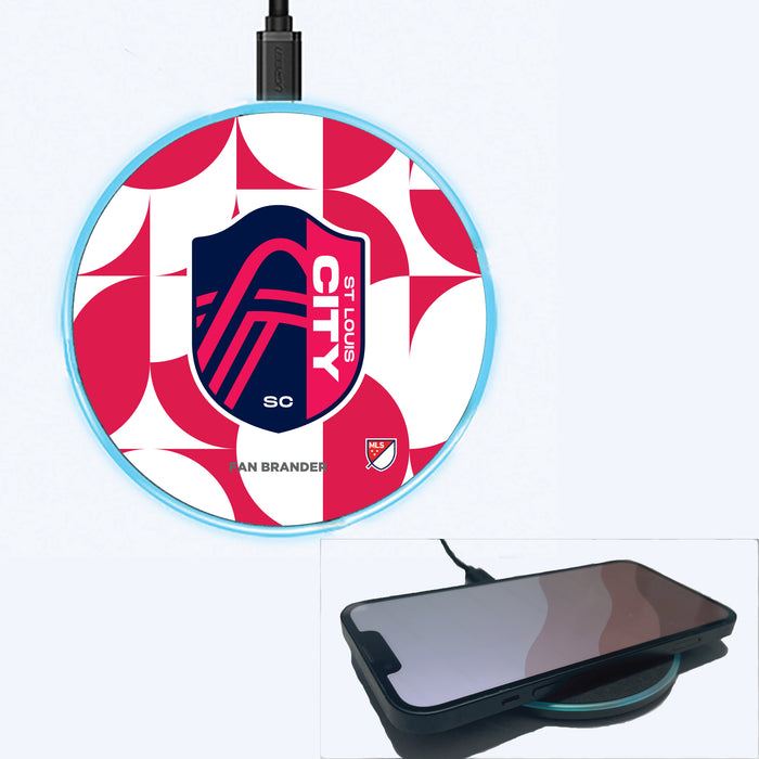 Fan Brander Grey 15W Wireless Charger with St. Louis Cardinals Primary Logo on Geometric Circle Background