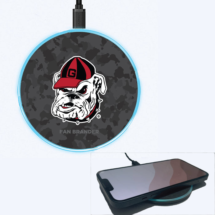 Fan Brander Grey 15W Wireless Charger with Georgia Bulldogs Georgia Bulldog With Urban Camo Background