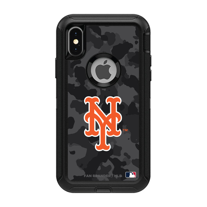 OtterBox Black Phone case with New York Mets Primary Logo Urban Camo background