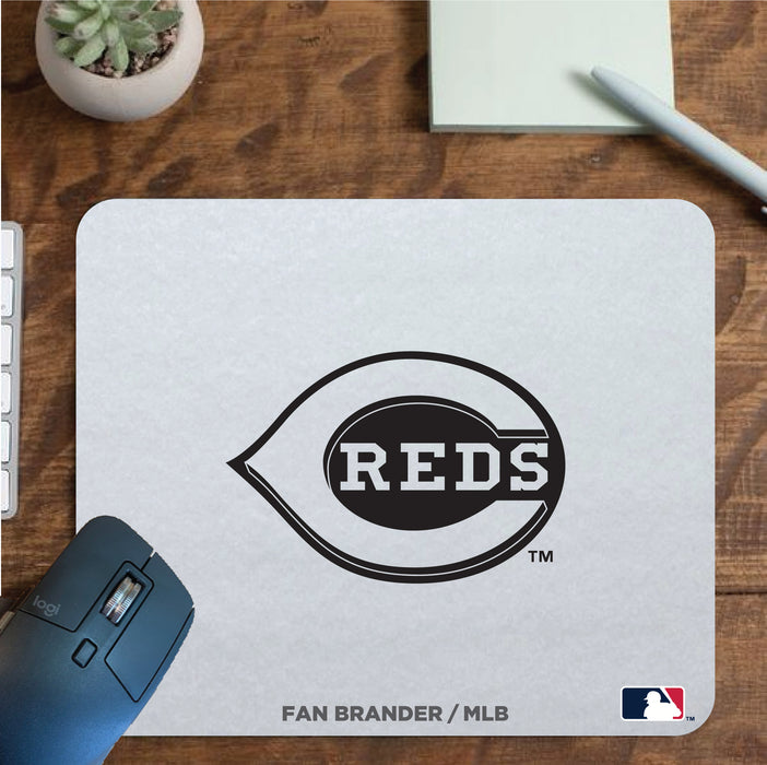 Fan Brander Mousepad with Cincinnati Reds design, for home, office and gaming.