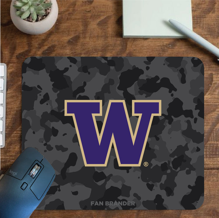 Fan Brander Mousepad with Washington Huskies design, for home, office and gaming.