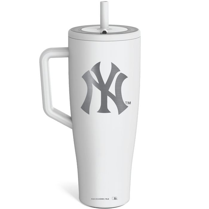 BruMate Era Tumbler with New York Yankees Etched Primary Logo